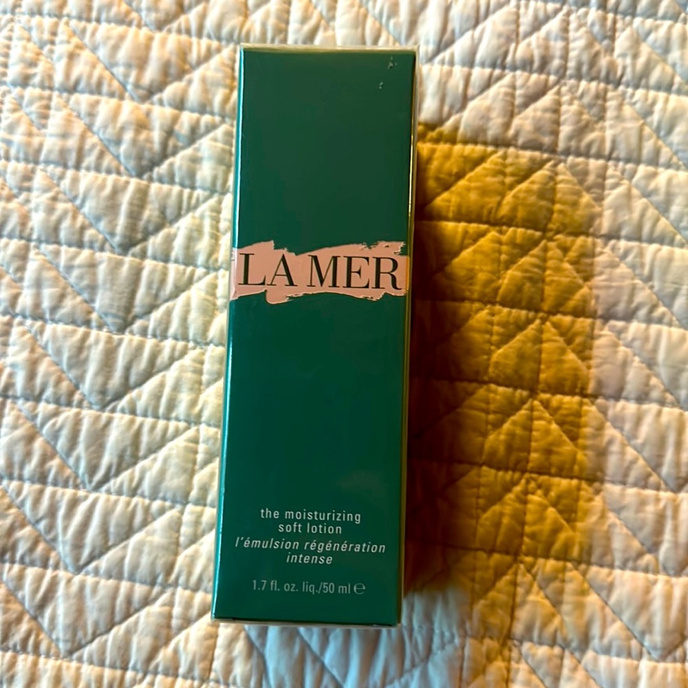 LAST DAY! [Moving Sale]NEW SEALED IN BOX La Mer The Moisturizing Soft Lotion